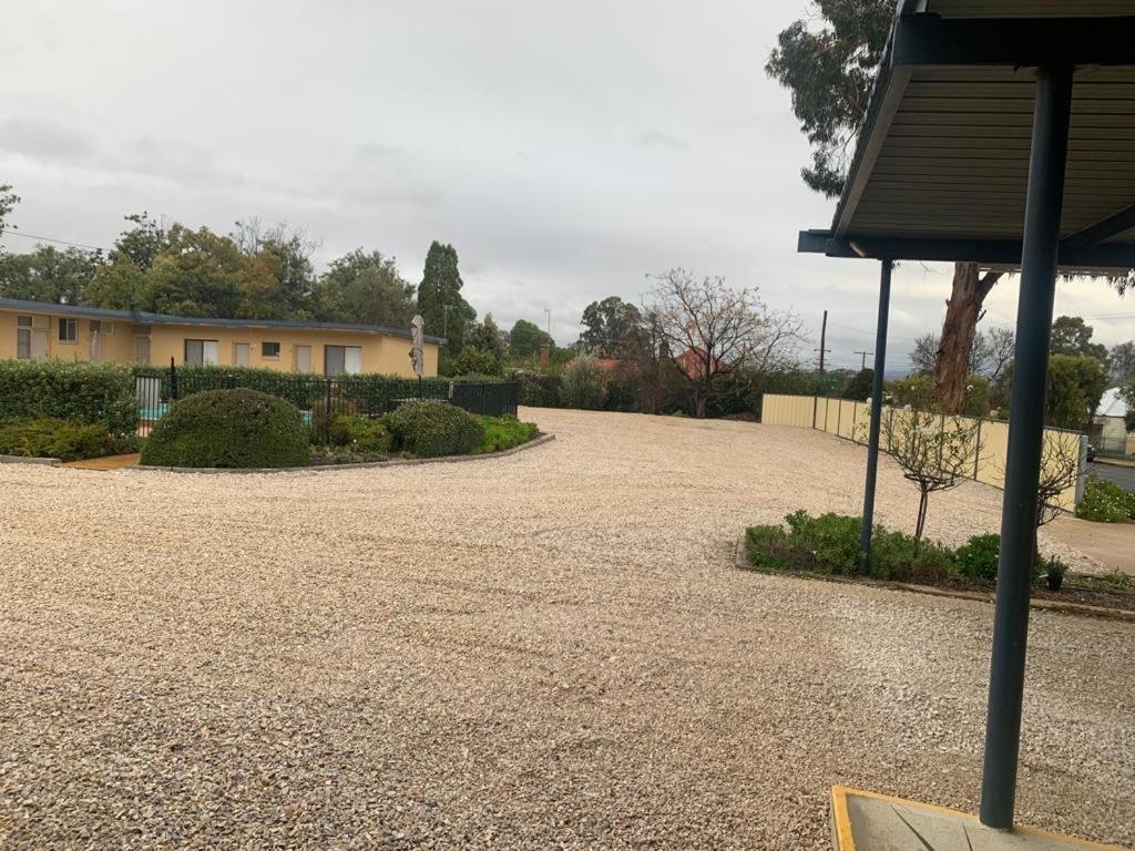 Gulgong Motel מראה חיצוני תמונה